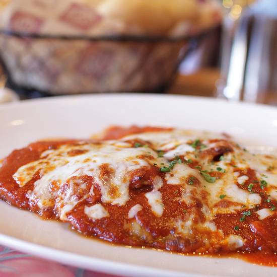 Order Chicken Cutlet Parmigiana Platter food online from Mama Theresa's store, Westbury on bringmethat.com