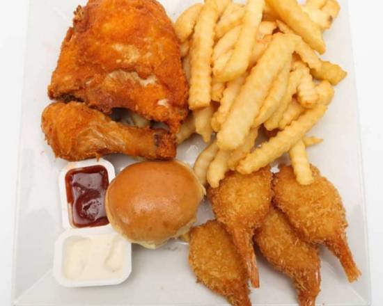 Order Chicken and Shrimp Combo food online from Chicken Delight store, Jersey City on bringmethat.com
