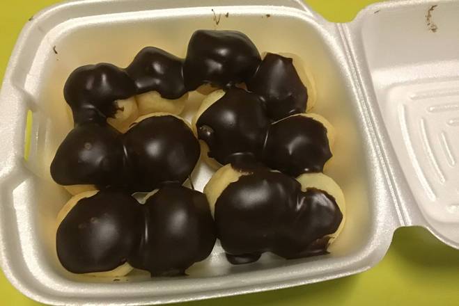 Order Chocolate Hole (1 dz) food online from Baker Donuts store, Temple on bringmethat.com