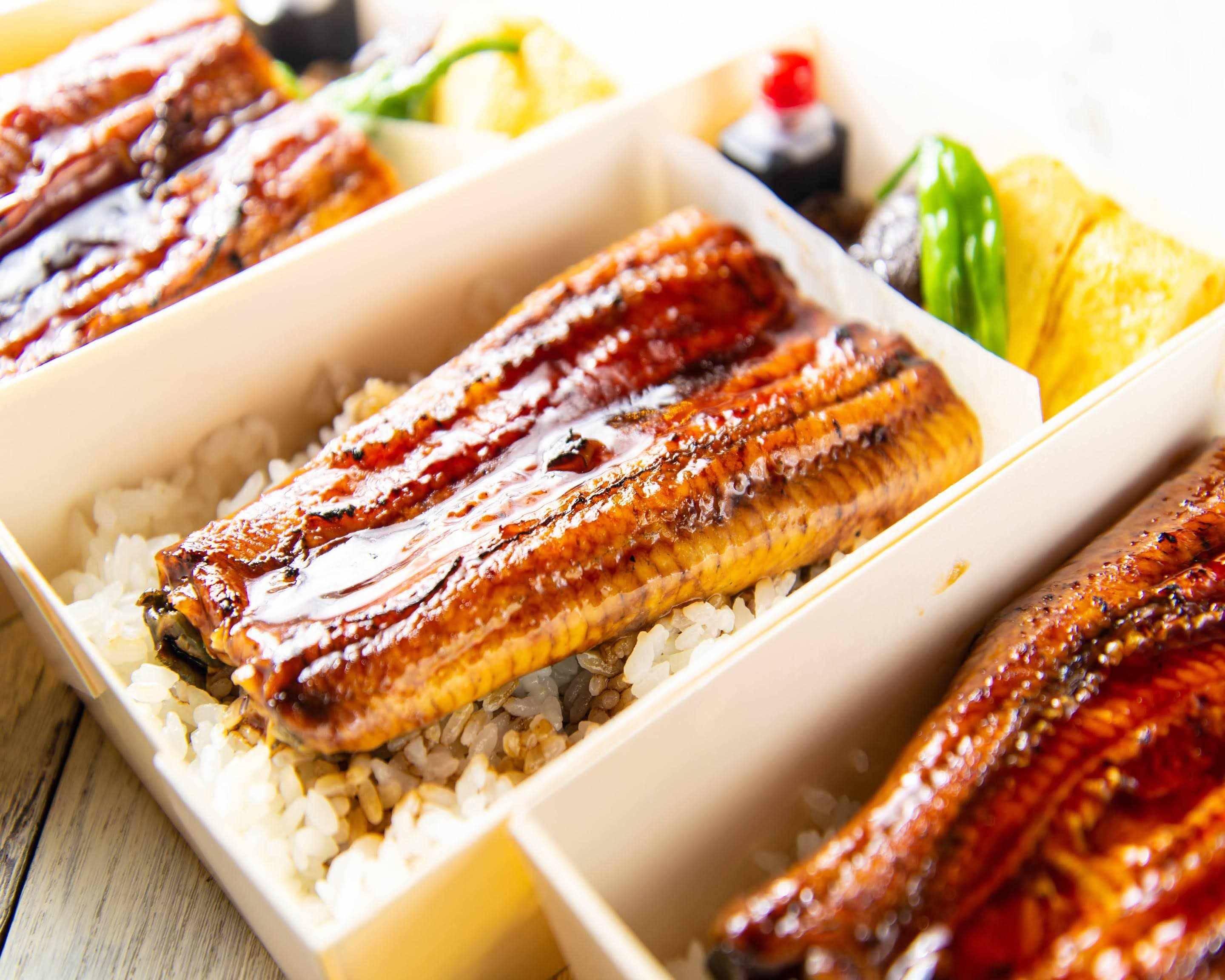 炭火うなぎ 坂東屋総本家 金山駅東口店の出前 宅配 テイクアウトメニュー ウーバーイーツ