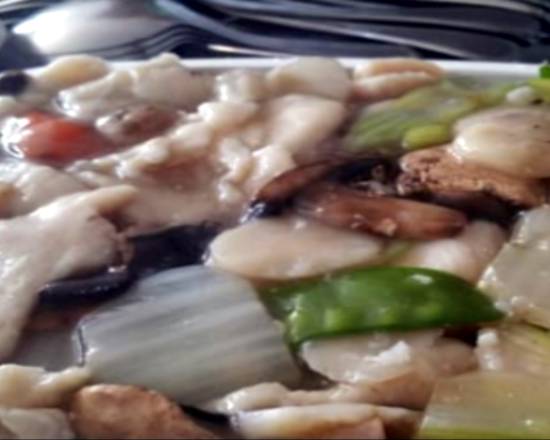 Order Moo Goo Gai Pan food online from China Wok store, Boca Raton on bringmethat.com