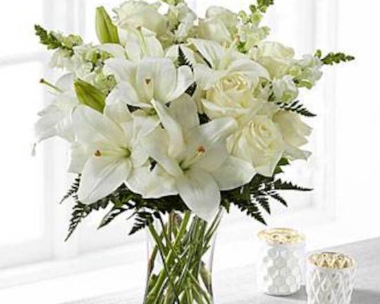 Order Eternal Friendship Bouquet (Good) food online from Cerezos Flowers store, Miami on bringmethat.com