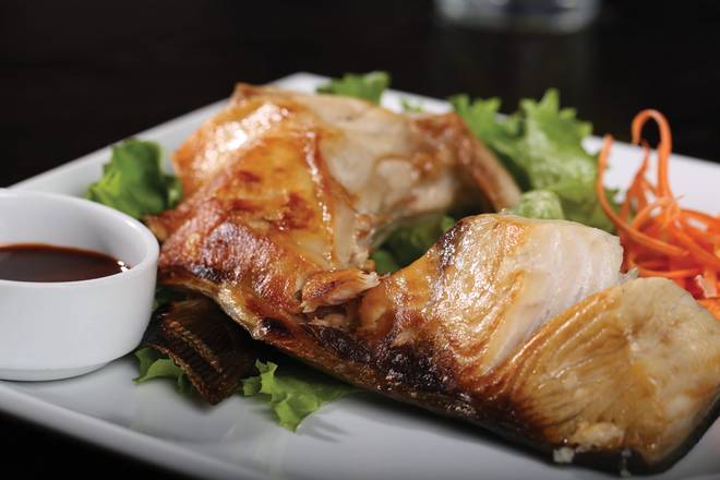 Order Baked Yellowtail Collar food online from Thai By Sushi On Fire store, Fountain Valley on bringmethat.com