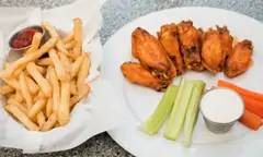 Pop's Fish & Chicken Market (10616 Lincoln Trail)