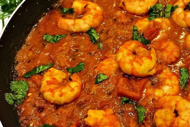 Order Shrimp Masala food online from Desi Chops store, Terrace on bringmethat.com