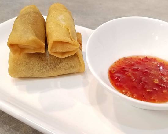 Order Spring Rolls food online from Uwu Sushi store, Rochester on bringmethat.com