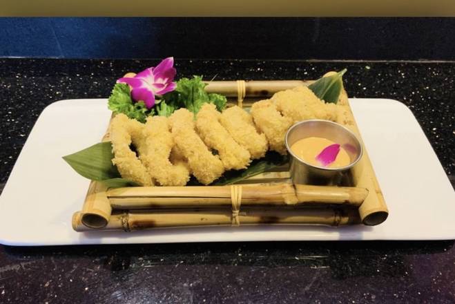 Order Fried Calamari (8 pcs) food online from Mika Sushi II store, Westminster on bringmethat.com