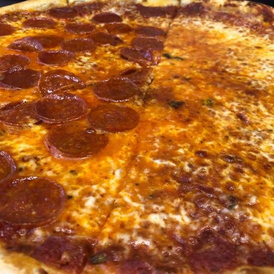Order 18" - Round Cheese Pizza food online from Wall Street Pizza store, Culver City on bringmethat.com