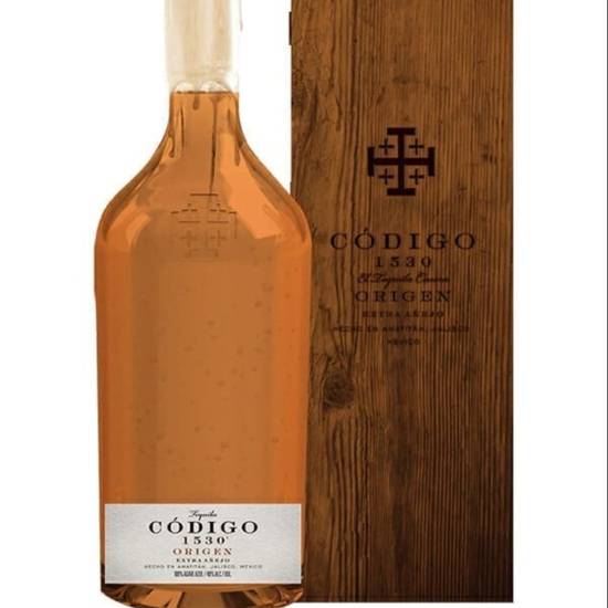 Order Codigo 1530 - 'Origen' Extra Anejo food online from Santa Monica Liquor store, Santa Monica on bringmethat.com