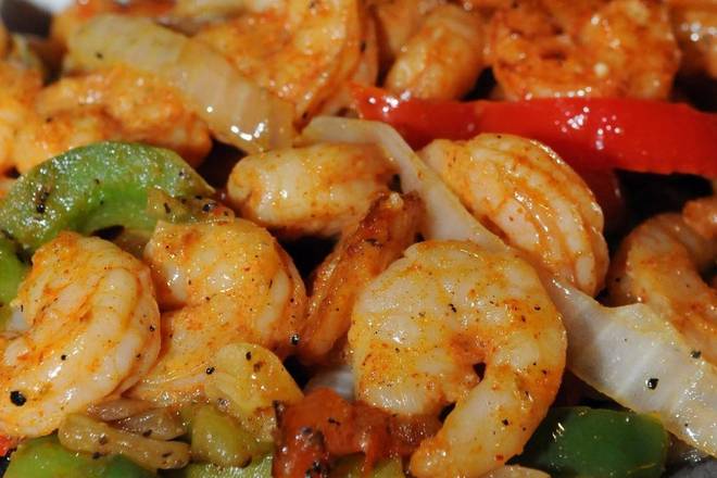 Order Fire-Grilled Garlic Shrimp Fajitas For 2 food online from Hacienda Colorado store, Denver on bringmethat.com