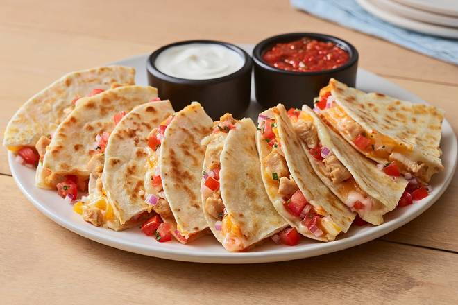 Order Chicken Quesadilla food online from Applebee store, Nashville on bringmethat.com