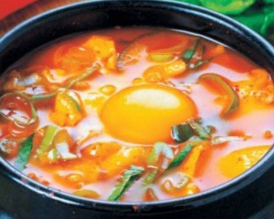 Order Hameul Soon Dubu Jigae/Seafood Tofu Soup food online from Gangnam Korean Restaurant store, Jacksonville on bringmethat.com
