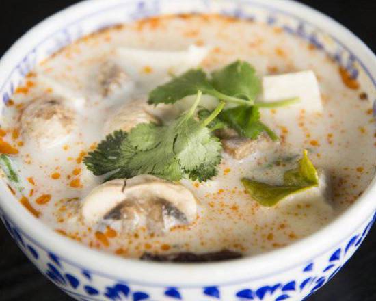 Order Tom Kha Cup (Coconut Soup) food online from Chao krung store, Los Angeles on bringmethat.com