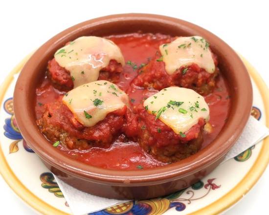 Order Albondigas de Cordero (lamb meatballs) food online from Dali Restaurant & Tapas Bar store, Somerville on bringmethat.com