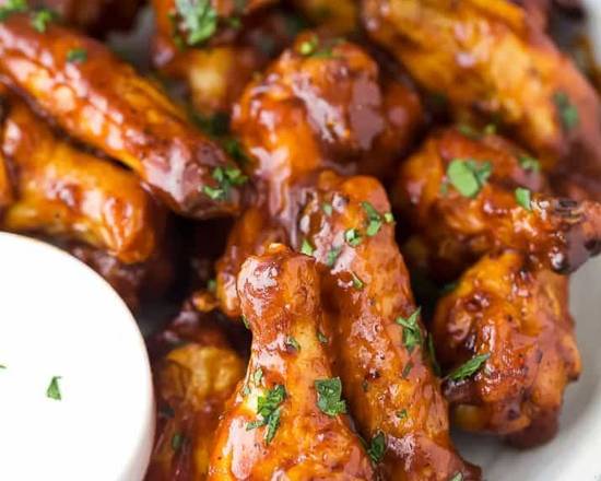 Order Hawaiian BBQ Wing Plate (8 pcs) food online from Da White House Food Truck store, New Orleans on bringmethat.com