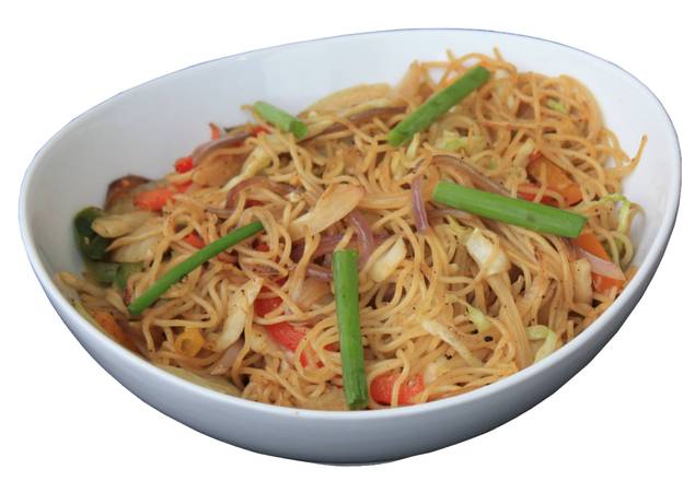 Order Egg Fried Noodles food online from Royal-Curry Lafayette store, Lafayette on bringmethat.com