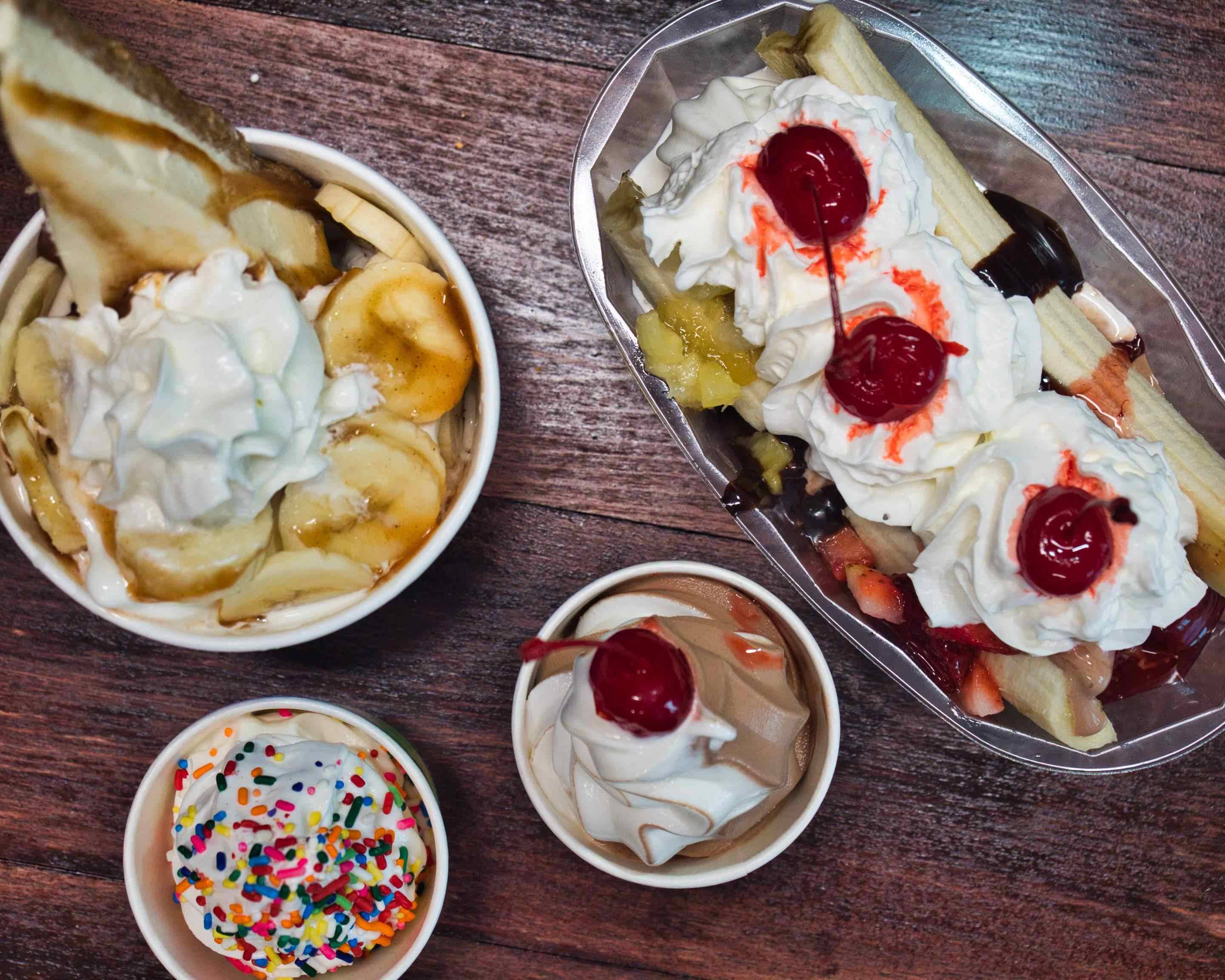 Order ICE CREAM HUT VIERA Delivery Online Central Atlantic Coast, FL