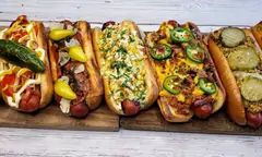 Woofers Hot Dogs (1505 Aviation Blvd)