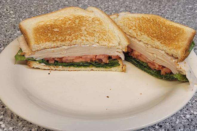Order Turkey Sandwich food online from Fleetwood diner store, Ann Arbor on bringmethat.com