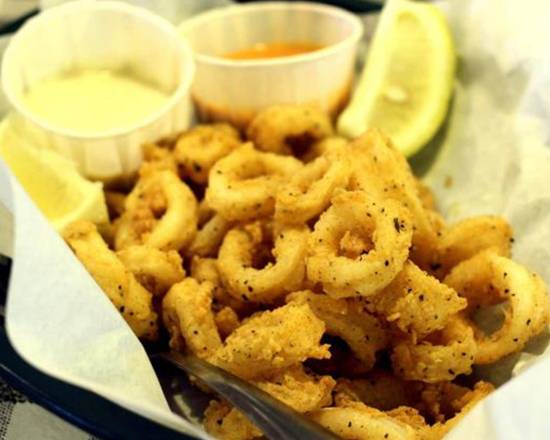 Order Calamari food online from Sharks Seafood & More store, Bowie on bringmethat.com
