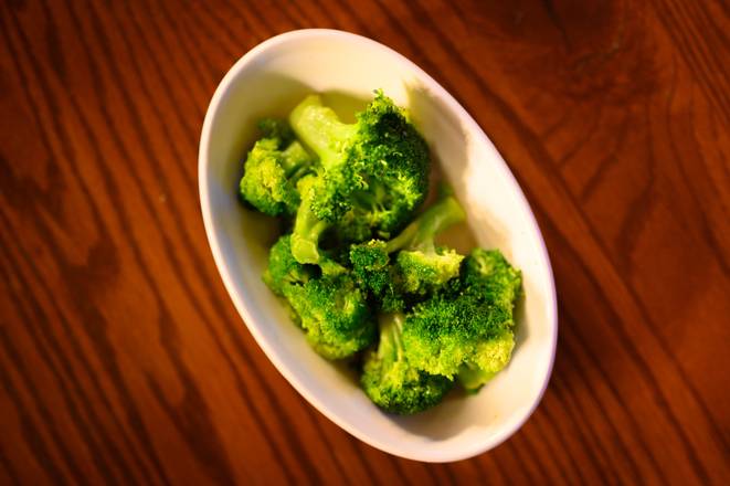 Order Fresh Steamed Broccoli food online from Smokey Bones BBQ and Grill store, York on bringmethat.com