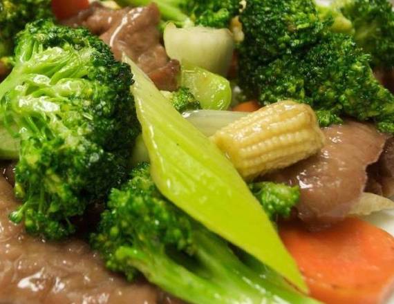 Order Beef With Mixed Vegetables food online from Hong Kong Alleys Kitchen store, Union Park on bringmethat.com