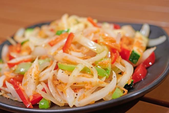 Order Grilled Vegetables food online from Holy Schnitzel store, Aventura on bringmethat.com