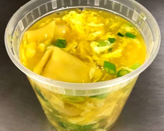 Order Wonton Egg Drop Soup (Qt) food online from Kenny's Sub Shop store, Beltsville on bringmethat.com