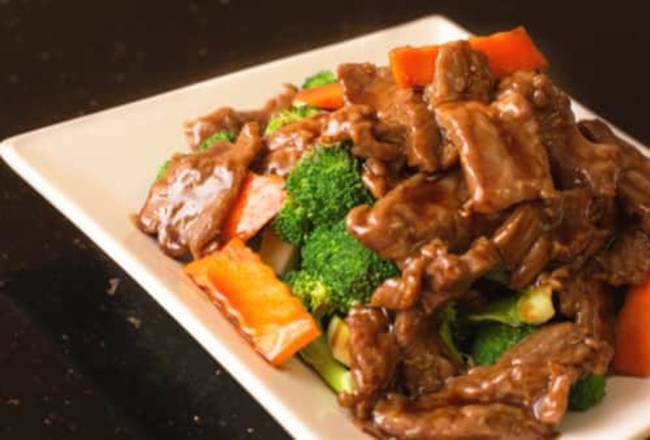 Order 芥兰牛肉 Beef w/Broccoli food online from Golden Eagle Chinese store, Honolulu on bringmethat.com