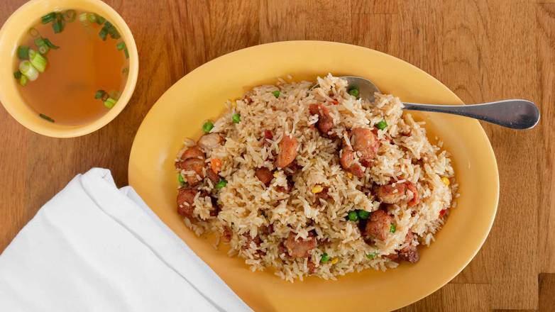 Order 40. Chicken Fried Rice food online from Good Pho You store, Los Angeles on bringmethat.com