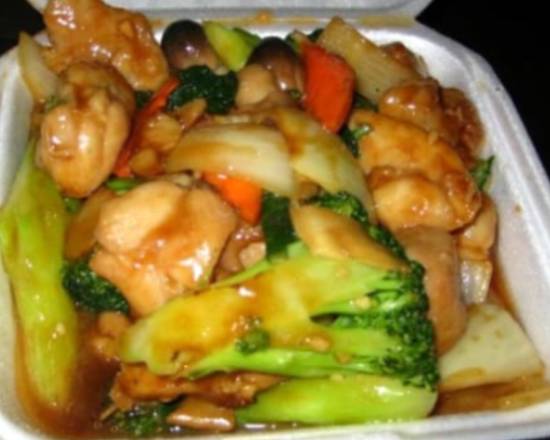 Order Chicken with Mixed Vegetables food online from China Wok store, Boca Raton on bringmethat.com