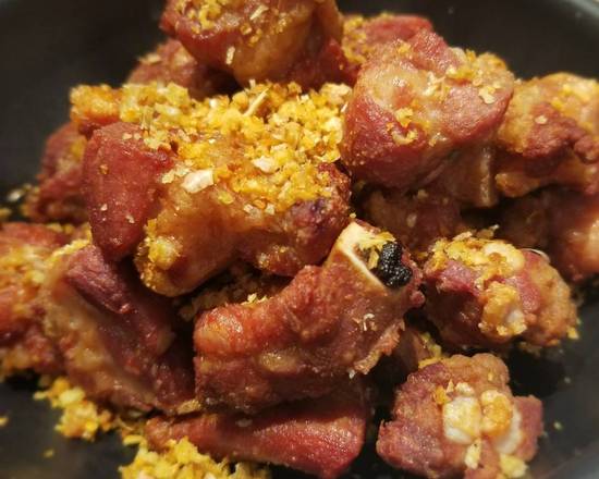 Order Fried Pork Ribs food online from Pla-tu Sushi Thai Tapas store, South Miami on bringmethat.com