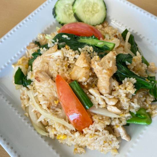 Order 49. Thai Fried Rice food online from Hot Thai Restaurant store, Los Angeles on bringmethat.com