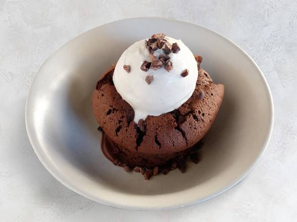 Order Flourless Chocolate Cake, VEG GF food online from True Food Kitchen store, Jacksonville on bringmethat.com