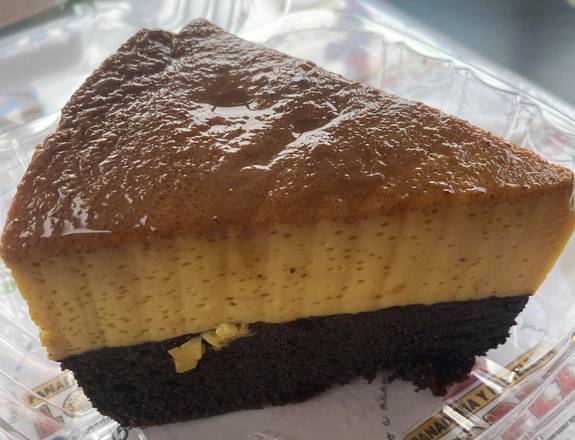 Order Rebanada De Choco Flan (Slice of Choco Flan) food online from Panaderia Y Pasteleria Lopez store, Nashville on bringmethat.com
