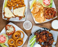 Axel's Bistro Cafe