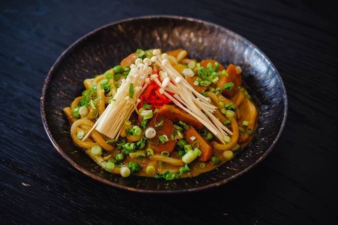 Order Veggie Udon Kare food online from Bokuchan Japanese Curry House store, Chicago on bringmethat.com