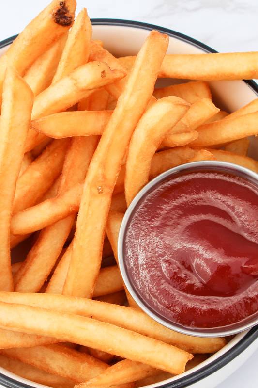 Order Fries food online from Noahs Pizza store, Sacramento on bringmethat.com