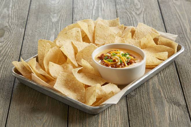 Order Sriracha Queso Dip With Piranha® Pale Ale Chili food online from Bj Restaurant & Brewhouse store, Westminster on bringmethat.com