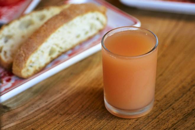 Order Fresh Squeezed Grapefruit Juice food online from Founding Farmers Tysons store, Providence on bringmethat.com