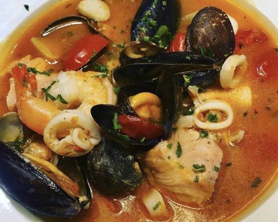 Order "Zuppa di Pesce" Seafood Soup food online from Caffe Di Mauro store, Miami Beach on bringmethat.com