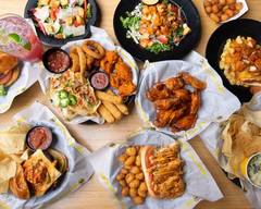 Buffalo Wild Wings (640 S Highline Place)