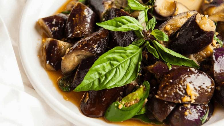 Order P29 Pad Ma Kur Yaow (Eggplant) food online from Madam Mam's store, Bee Cave on bringmethat.com