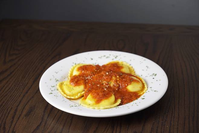 Order Cheese Ravioli food online from Rosati's Pizza store, Hanover Park on bringmethat.com