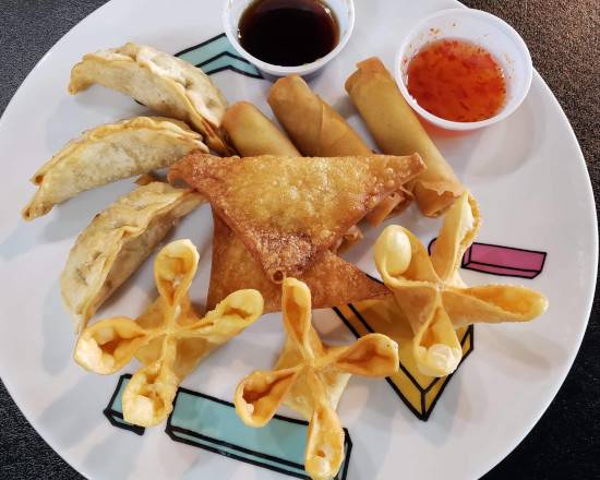 Order Bangkok Appetizer Sampler food online from Bangkok Fusion Café store, Saint Petersburg on bringmethat.com