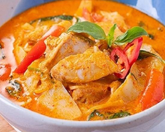 Order Red Curry food online from Topthai Kitchen store, Lincoln on bringmethat.com