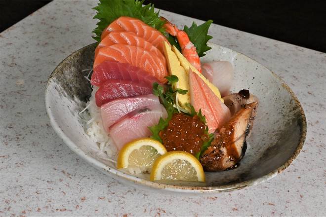 Order Douzo Chef's Selection Sashimi (3 pcs) food online from Douzo store, Boston on bringmethat.com