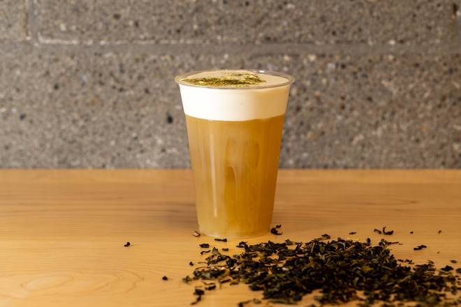 Order Jasmine Milk Cap Tea 茉莉花奶盖茶 food online from One Plus store, Berkeley on bringmethat.com