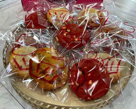 Order Red Velvet Cookie food online from Smallcakes store, Garland on bringmethat.com