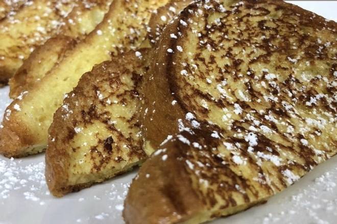 Order The Original French Toast (3 slices) food online from The Royal Breakfast store, Fort Myers on bringmethat.com